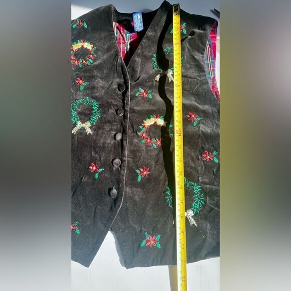 Karen Scott Christmas Vest Med Black Velvet Christmas Wreath Gift NWT - Picture 5 of 8